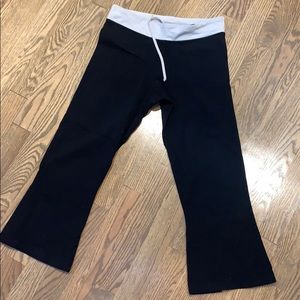 Lulu lemon crop pants